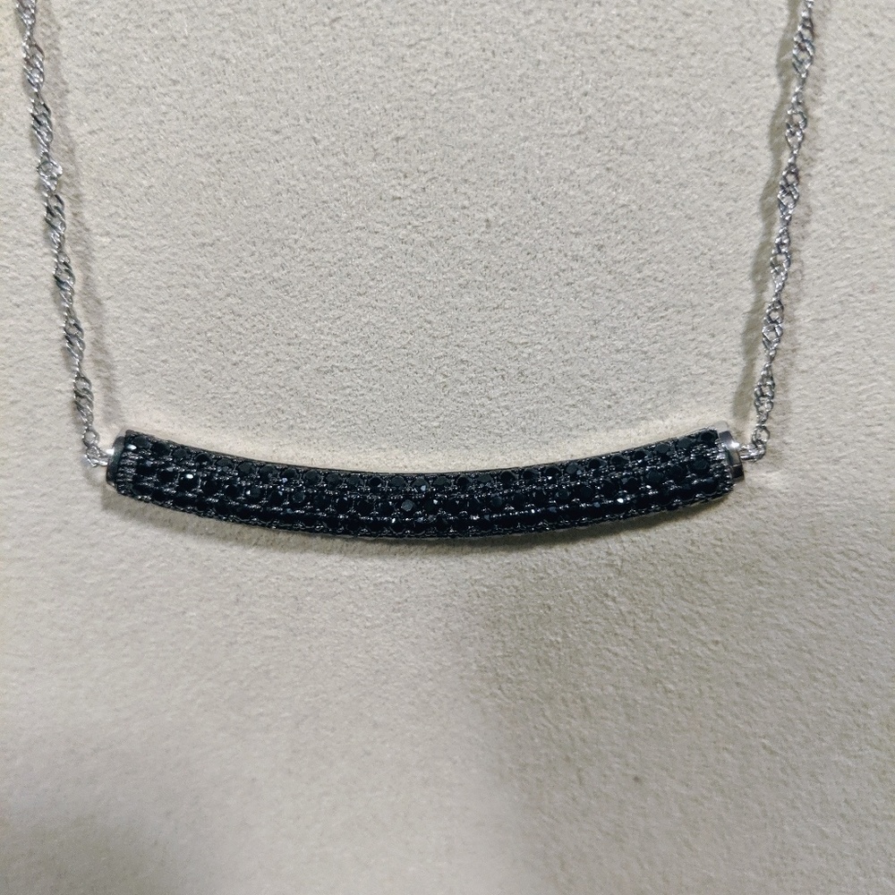 Black Spinel Bar Necklace- NWOT